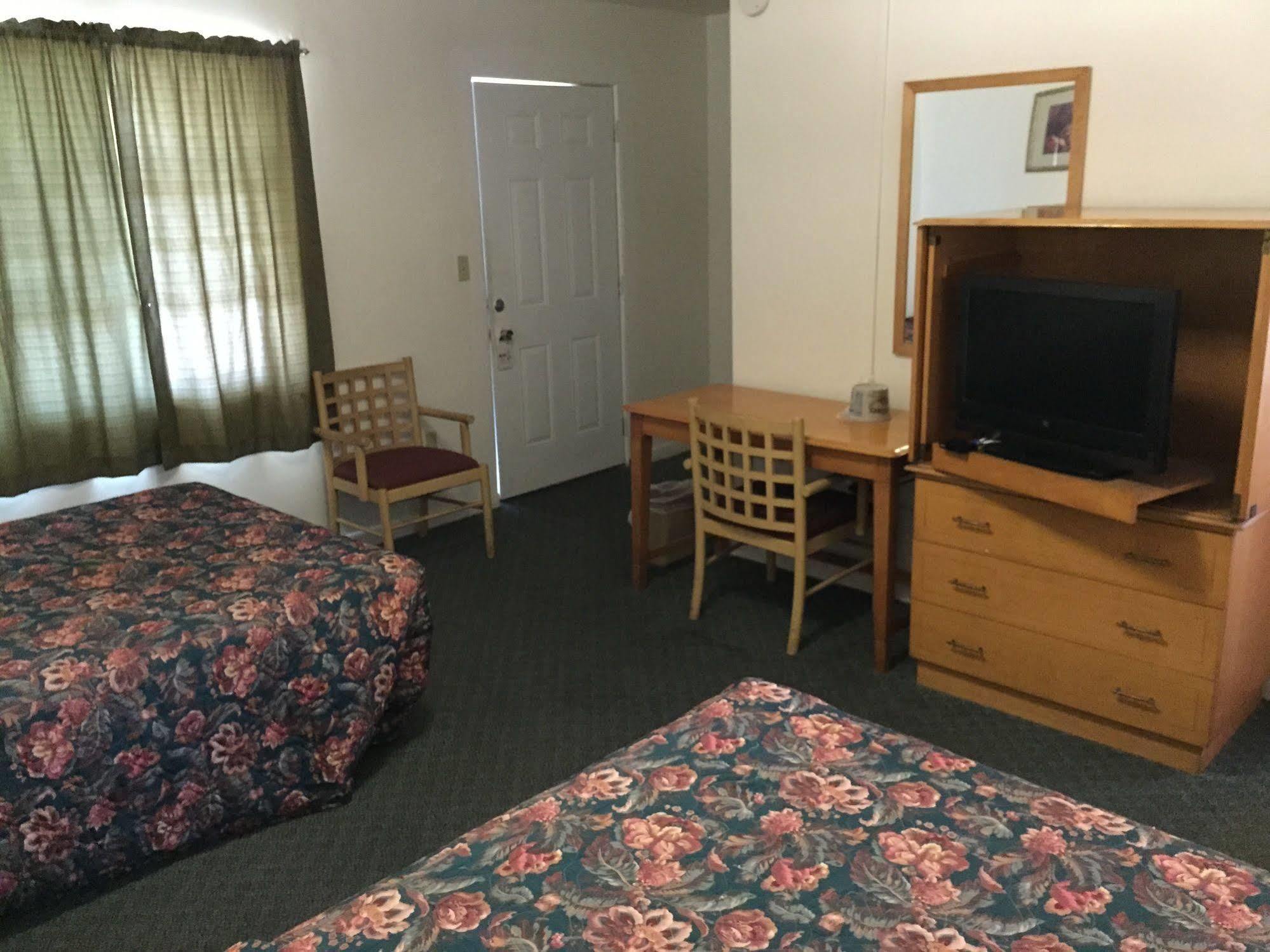 Travel Inn Of Sebring Extérieur photo